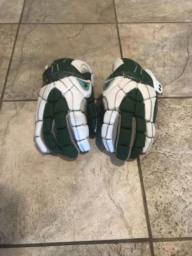 Maverik Empire gloves