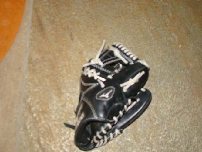 Mizuno MVP Prime Infield Glove, 11.25" RHT
