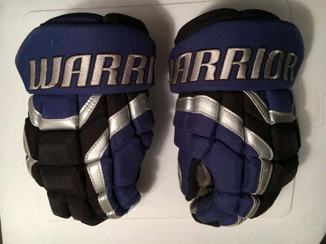 Warrior OT2 Blue, Black, & Silver JR 12 Glove