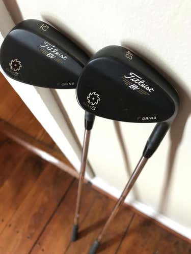 Titleist Vokey SM5 Raw Black F-Grind 48° & 52° RH Wedge Set