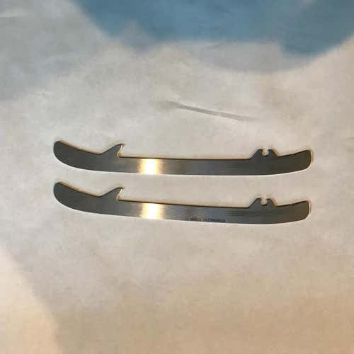 NEW Bauer Tuuk LS 2.1 Power Stride Pair of Stainless Steel Runners 246 mm size 5