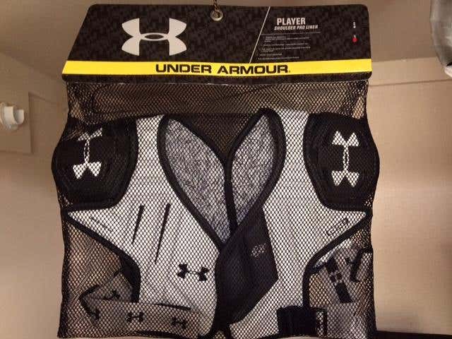 Under Armour Player Shoulder Pad Liner - Size large