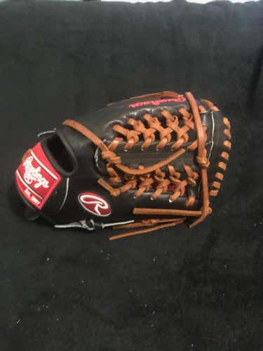2017 Rawlings Heart of the Hide 11.5" Baseball Glove - No Trades