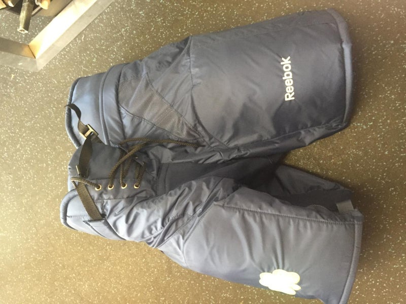 Pro stock Reebok Notre Dame hockey pants, size large!