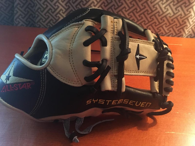 All Star 11.75 RHT infield glove new without tags