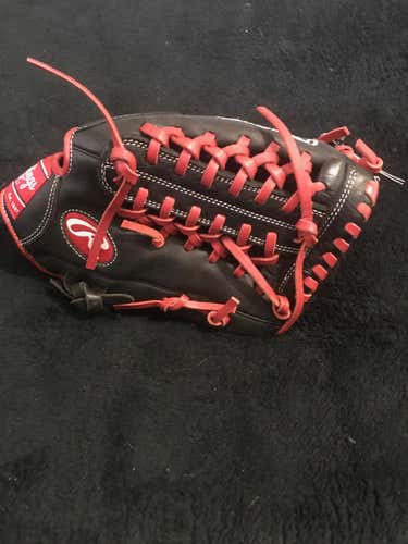 2017 Rawlings RCS Narrow Fit 11.75" Utility Baseball Glove