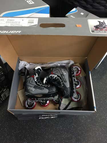 Bauer XR1 Youth roller hockey skates size 10r