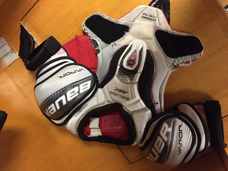 Bauer APX Senior Small Shoulder Pads