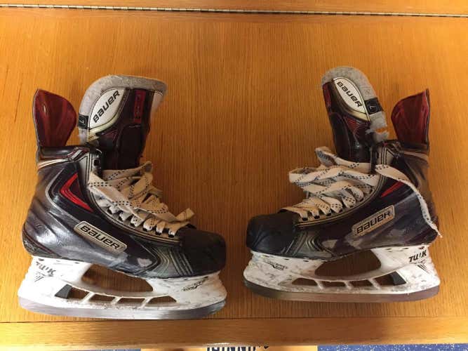 Bauer Vapor APX 2 Prostock Size 7D Skates NCAA Return