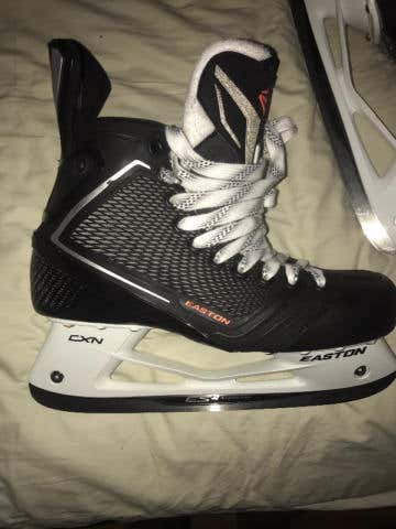 Easton Mako II skates - Senior 10D - Excellent condition