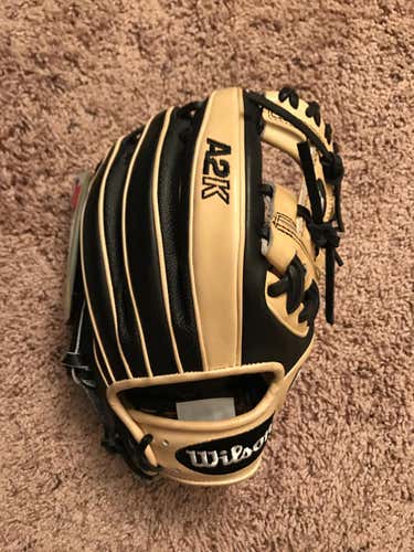 2017 Wilson A2k 1786