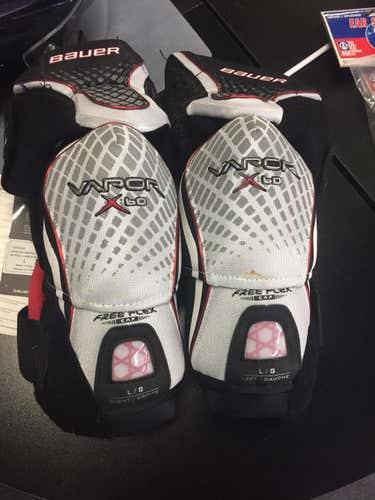 Bauer vapor x60 size large brand new, priced to sell!
