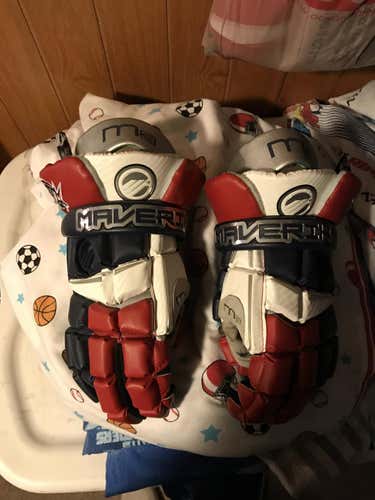 Boston Cannons M3 gloves