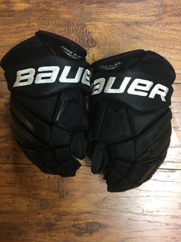 Bauer Vapor X100 14in. Hockey gloves