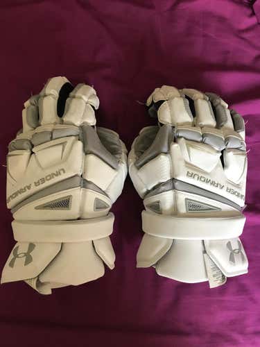 Used Under Armour Engage Gloves