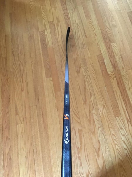 Jimmy Vesey Harvard Easton Pro Stock V9 Left (LH) Vesey Custom Curve (similar to p92) 95 Flex NCAA