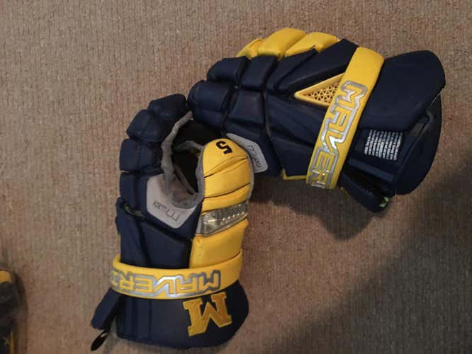 Michigan Maverik MAX Gloves