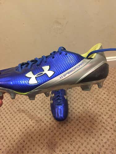 Under armor speed form football cleats