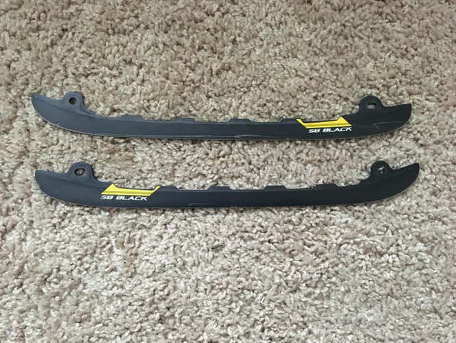 Ccm SB Blacksteel runners 263