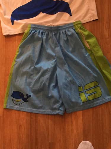 Drunken Whales shorts #19 (War at the Shore)