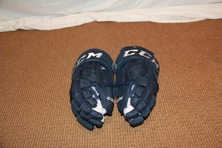 Duchene CCM Hockey Gloves