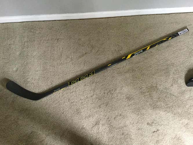 Pro Stock CCM Tack Senior Stick 85 flex