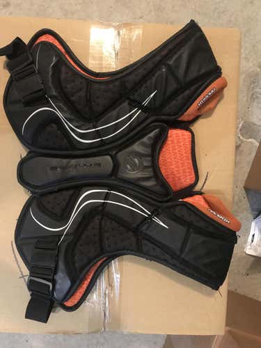 Maverik Empyre Shoulder pads