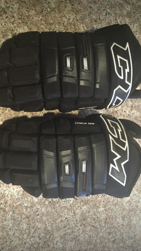 CCM gloves