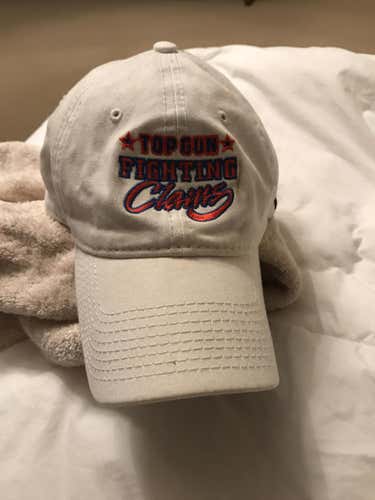 TOP GUN FIGHTING CLAMS Strapback hat