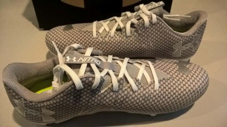 UA Mens Size 11.5 New Nitro Cleats