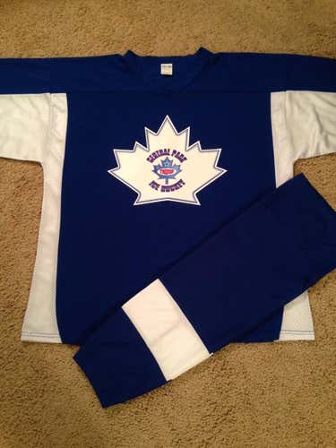 SET:  ++ RARE ++ ATHLETIC KNIT (AK) ‘TRUMP Central Park Ice Hockey’ Logo Ice Hockey Jersey, Adult...