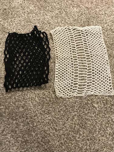 2 pieces of mesh