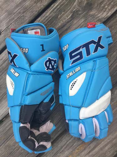 Goldstock #1 Team Issued UNC Stallion 500 Gloves