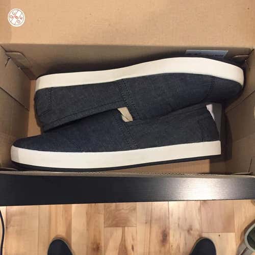 NEW Toms Avalon shoes
