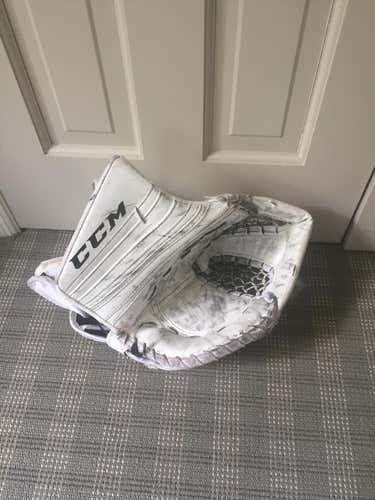 CCM premier pro glove 590 angle