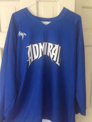 Admiral Vladivostok team issued KHL goalie Cut practice jersey
