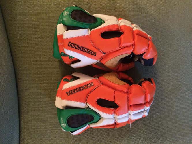 Shamrocks Maverik Rome Gloves