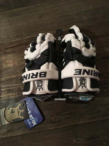 Brine triumph gloves