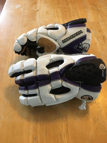New University of Scranton Maverick Gloves