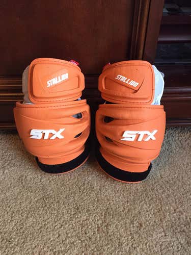 Syracuse Stallion 500 Arm Pads