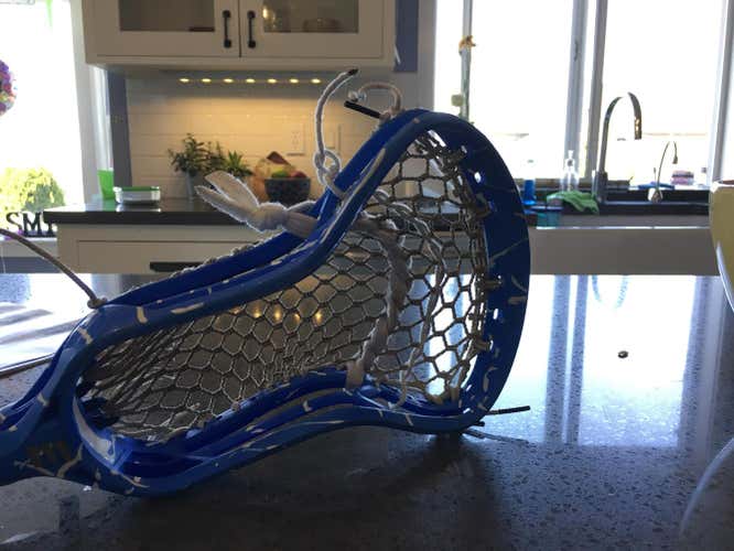 Custom dyed Hawk Sequel with string King 2s