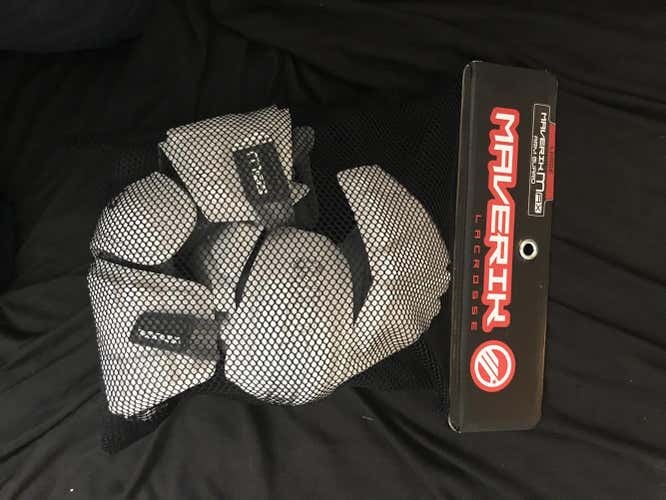 Maverik Max Armguard