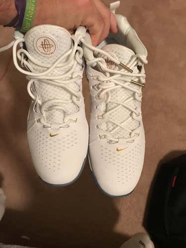 New limited edition Haurache turfs