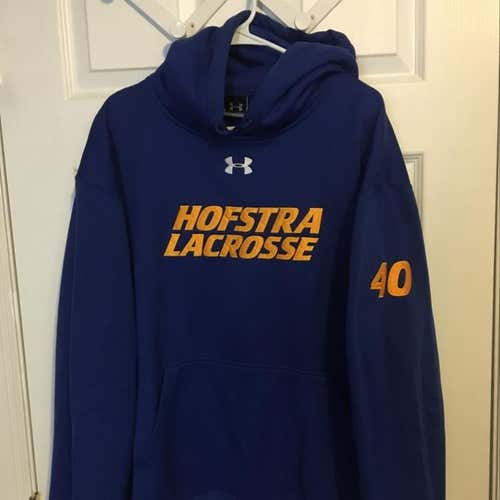 Hofstra Lacrosse Team Issued Hoodie in XL with #40