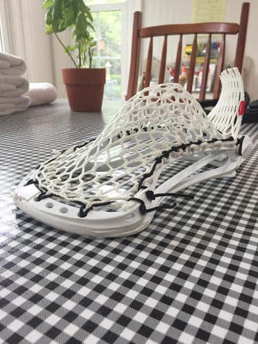 Vgc Nike CEO with bn stringing