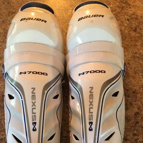Bauer Nexus N7000 Shin Guards Size 13"/33cm