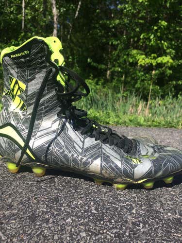 UA HighLight cleats