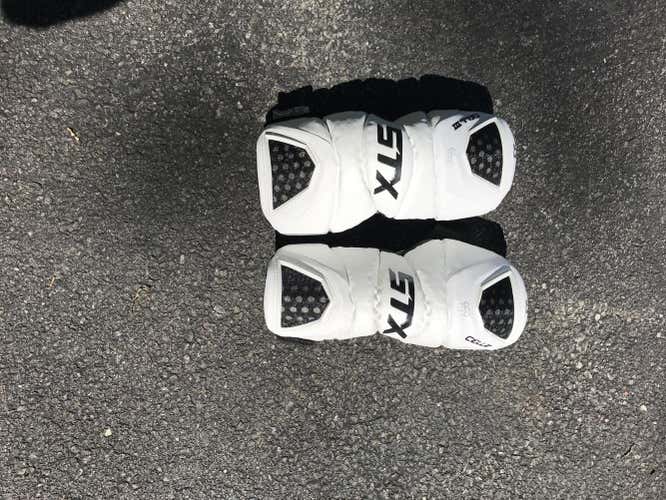 STX Cell III Attack Arm Pads