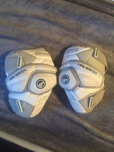 Maverik Combine Elbow Pad