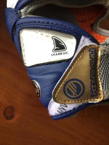 Notre Dame team issue Maverik elbow pads - size large